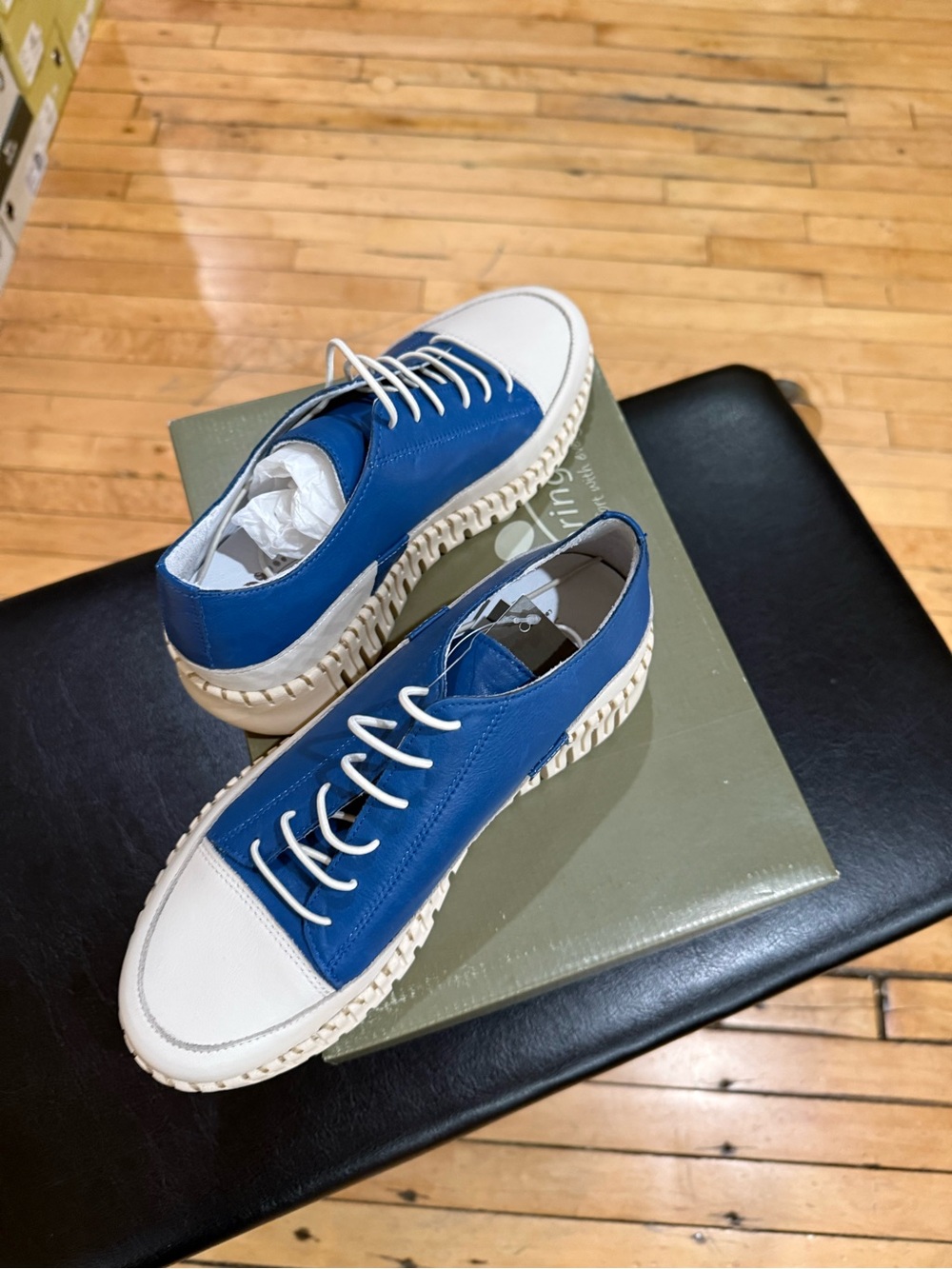 Spring Step Sneaker - Picture 2 of 3